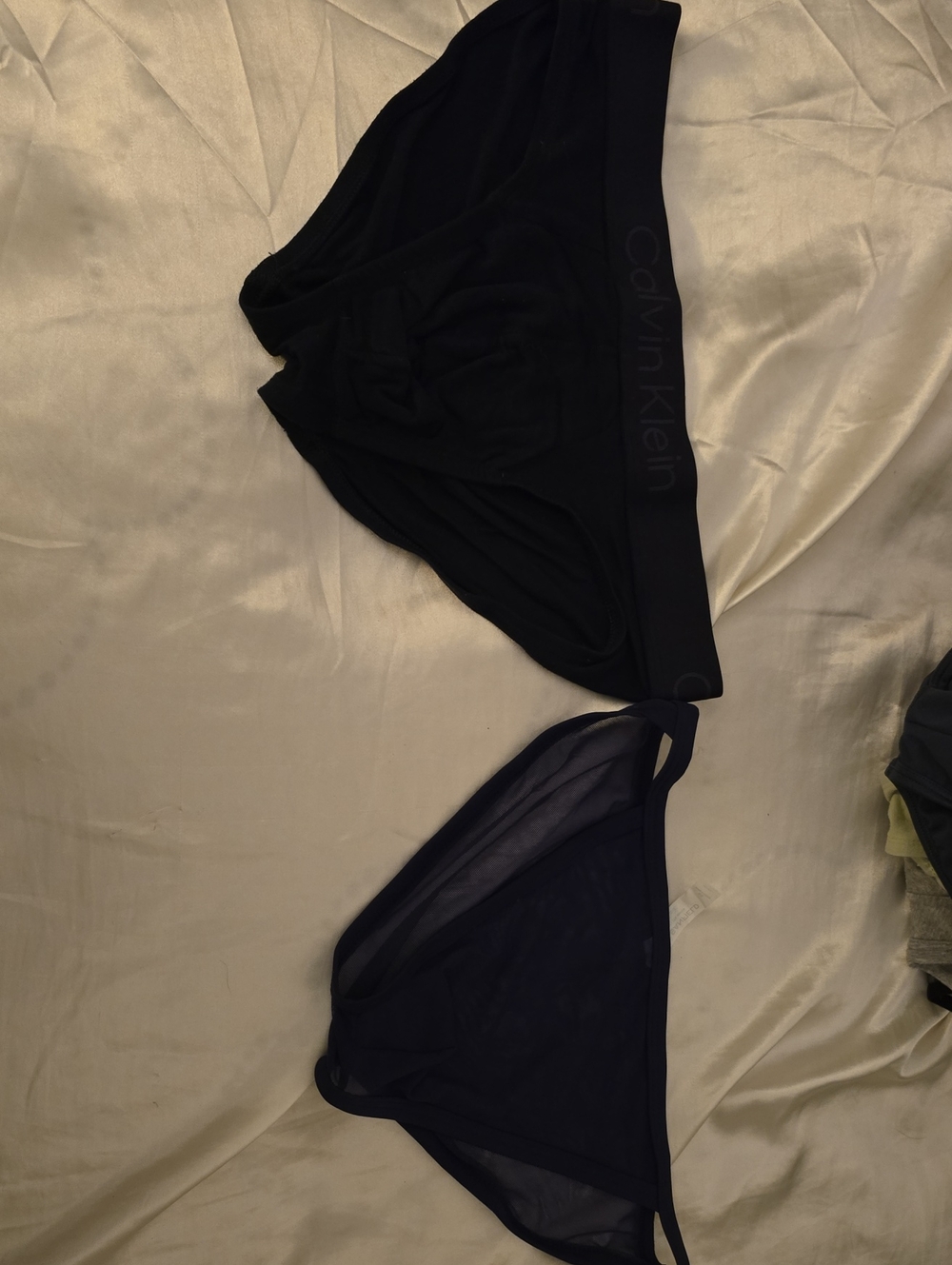 34 Pairs Of Briefs. Mix Brands - Picture 8 of 8